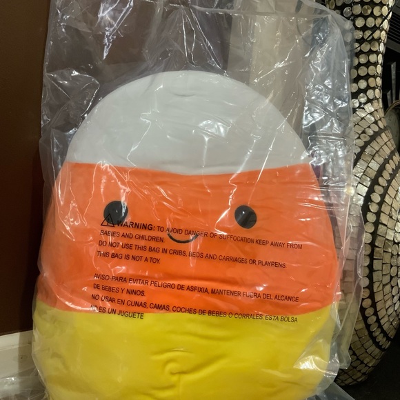 New Squishmallow Halloween, Large 16” RARE limited edition Candy Corn “Cannon”. - Picture 3 of 5